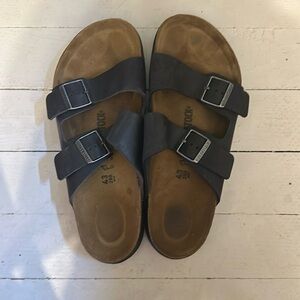 Birkenstocks- Arizona Rugged Mens